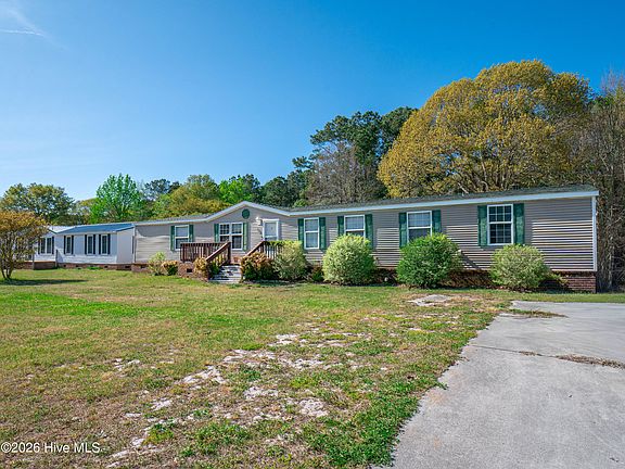 3rd image of 108 Manchester Lane