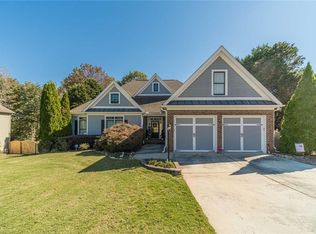 581 Richmond Pl, Loganville, GA 30052