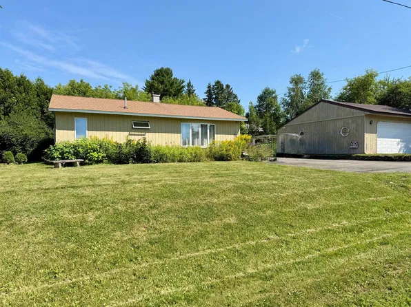 117 Cedar St, Presque Isle, ME 04769