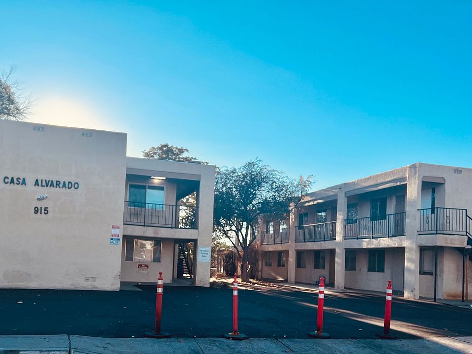 1st image of 911 Alvarado Dr SE #6