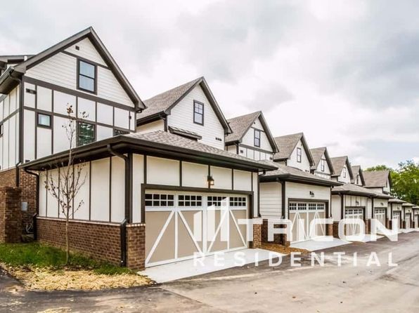 1240 Hillwood Private Cv