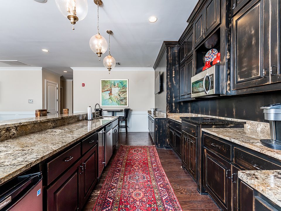 Communal kitchen with bar-style seating