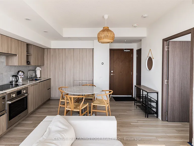 17 Bathurst St #3902 — Photo 7