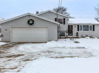 9940 Chamberlin Rd, Twinsburg, OH 44087