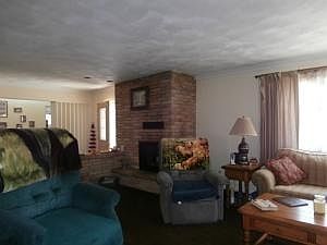 5th image of 108 Sloan Cir