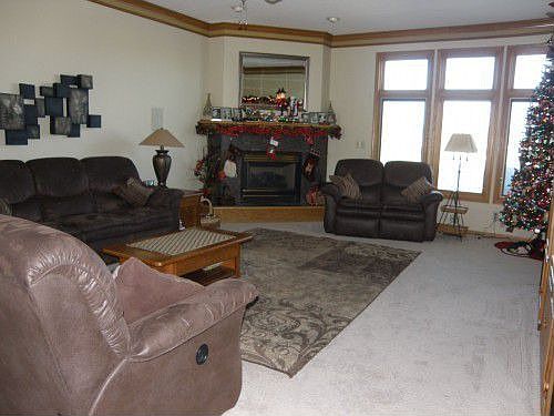 3rd image of 18114 Cypress Bnd