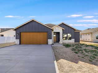 2010 Regan St, Jerome, ID 83338