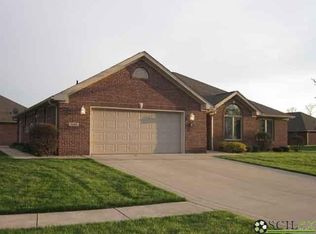 5145 Columbia Dr, Columbus, IN