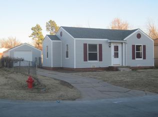 520 E Lockheed Dr, Midwest City, OK 73110