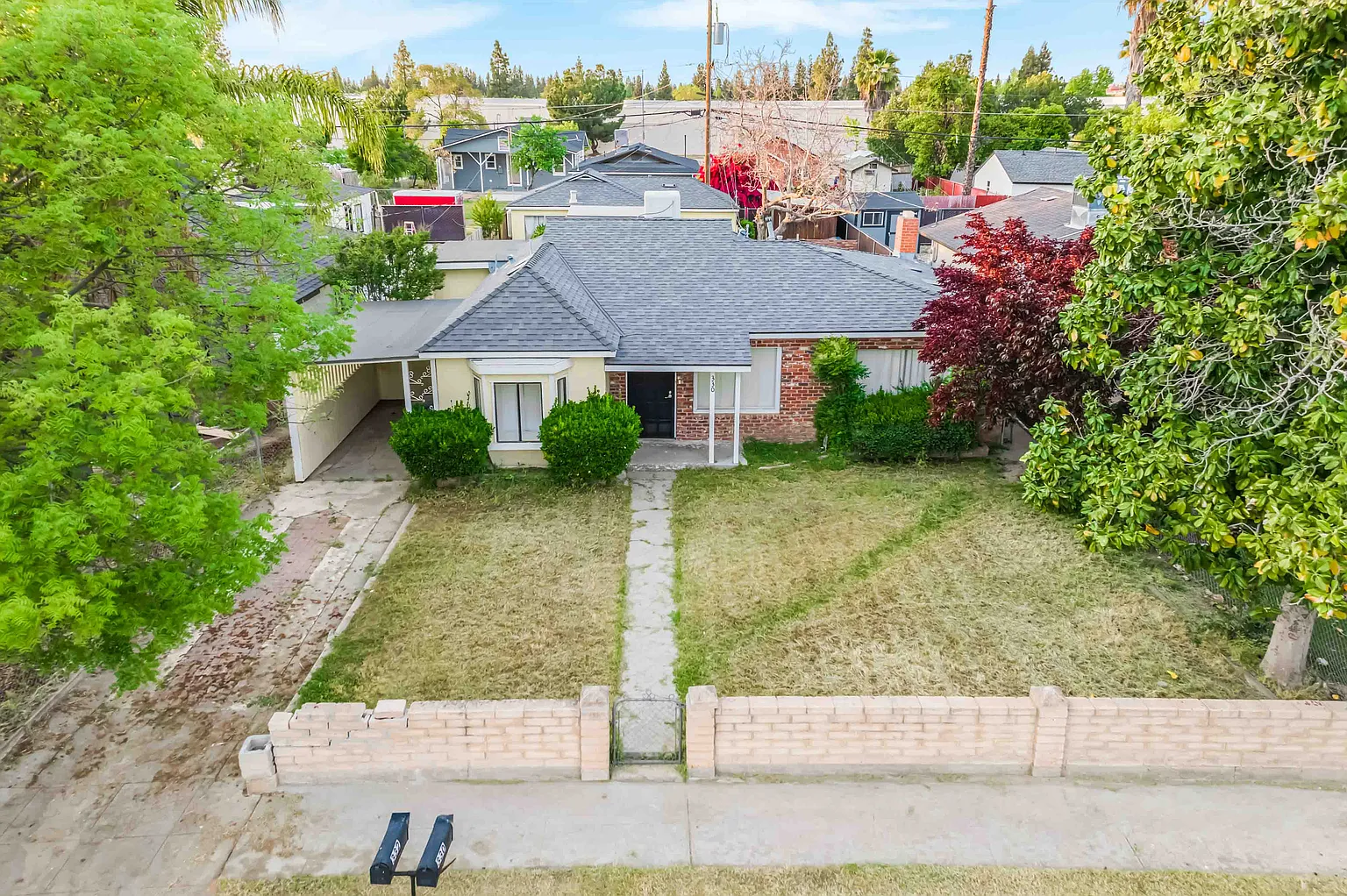 330 W Pinedale Ave photo 1