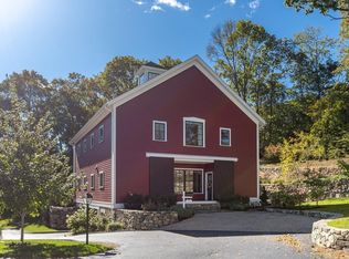 1102 Massachusetts Ave, Lexington, MA 02420