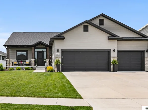 7923 S 68th St, Lincoln, NE 68516