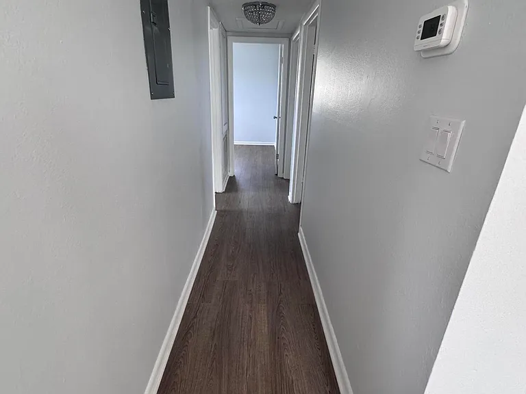 300 W Rutgers St — Photo 6