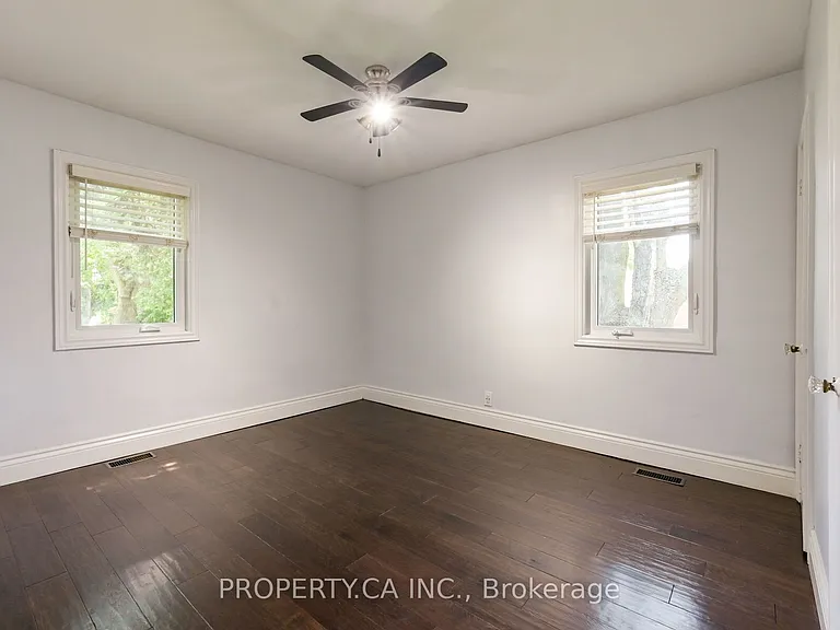 17 Park St — Photo 18