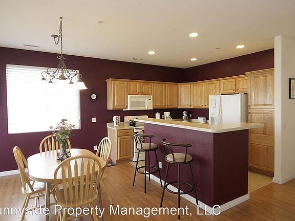 5th image of 8972 Fox Dr #10201