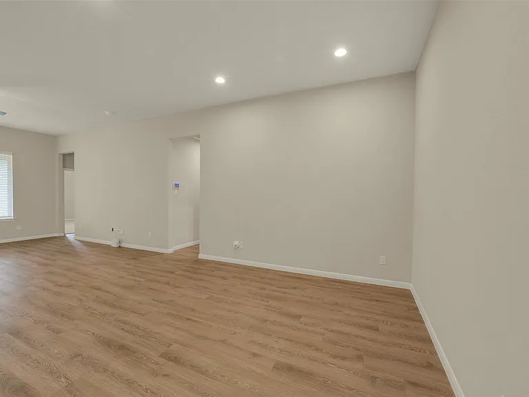 31106 Durham Creek Ct — Photo 12