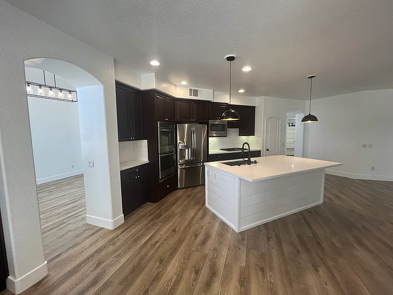 7437 Magellan St — Photo 46