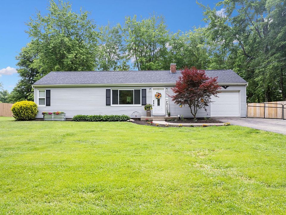 1st image of 2671 Herold Rd