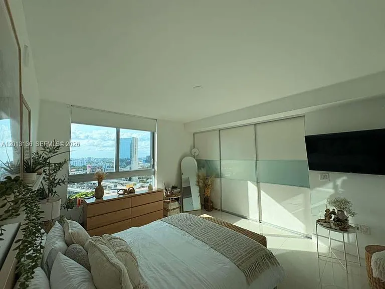 90 SW 3rd St #2106 — Photo 11