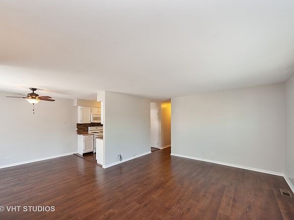 3rd image of 101 Lindenwood Ct #65-D
