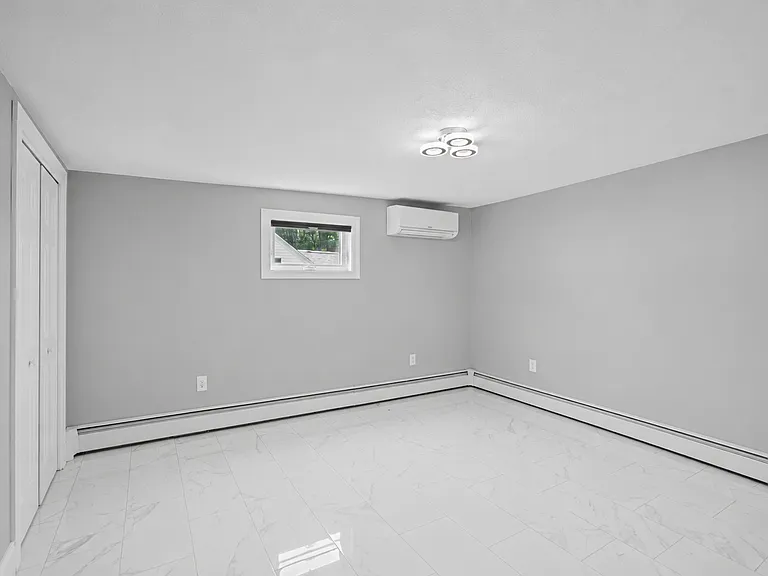 40 Olney Ave — Photo 22