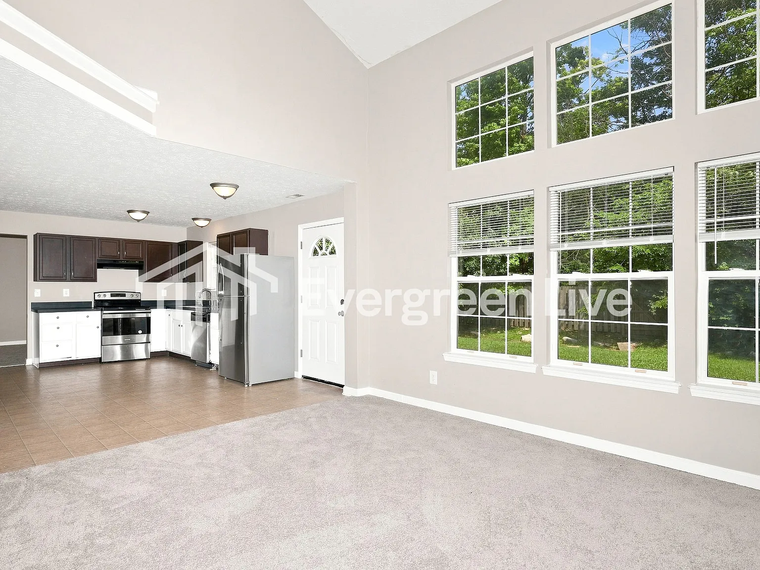 3 bed, 2.5 bath, 2047 sqft, $1,845 — Photo 2