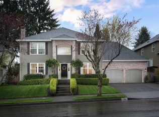 17960 Ridge Lake Dr, Lake Oswego, OR 97034