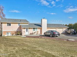 2105 S 69th Ave, Yakima, WA 98903