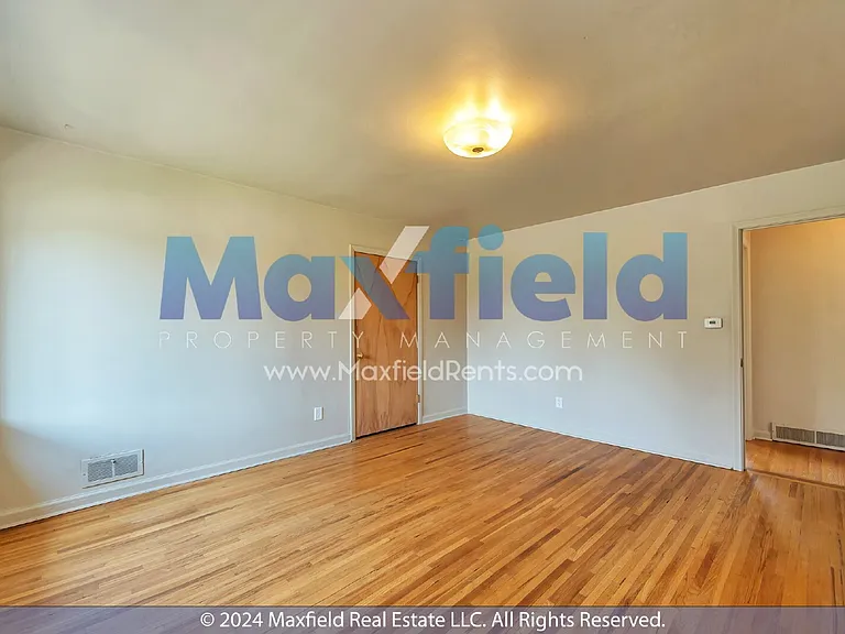 1525 E 2100 S — Photo 30