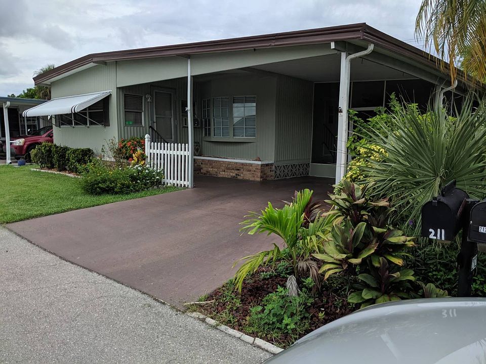 1st image of 211 Caviller Ct