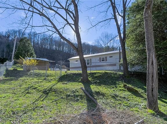 5th image of 101 Marretta Ln