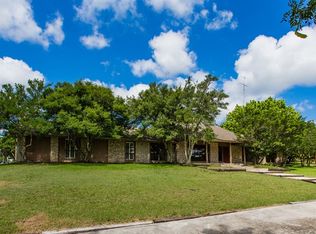 150 Nimitz Dr, Kerrville, TX 78028