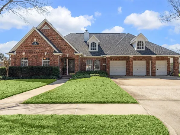 4211 Kirby Oaks Dr, Seabrook, TX 77586