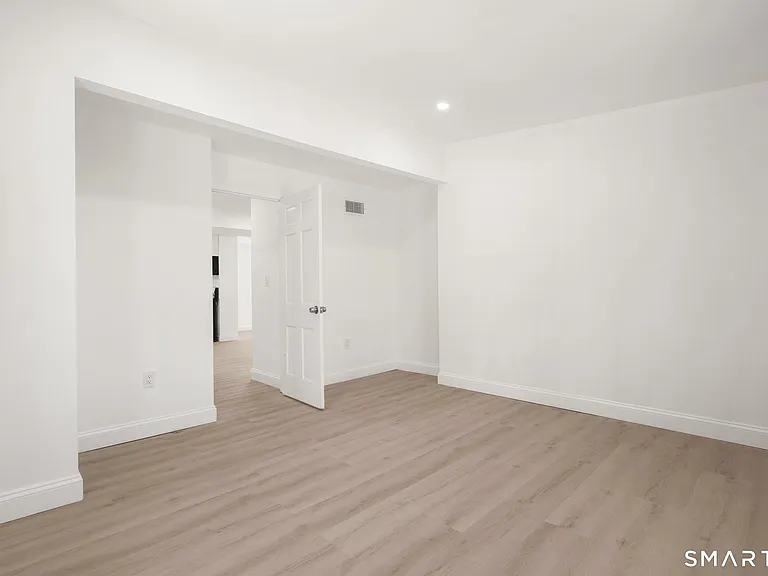 64 Soundview Ave #2 — Photo 21