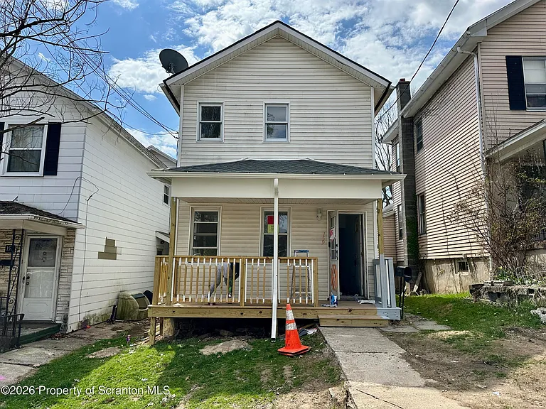 159 Reynolds St — Photo 1