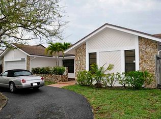 7053 NW 47th Pl, Fort Lauderdale, FL 33319