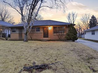 11016 West Wells STREET, Wauwatosa, WI 53226