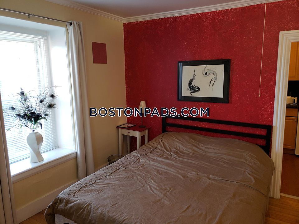 2nd image of 91 Hancock St APT 12