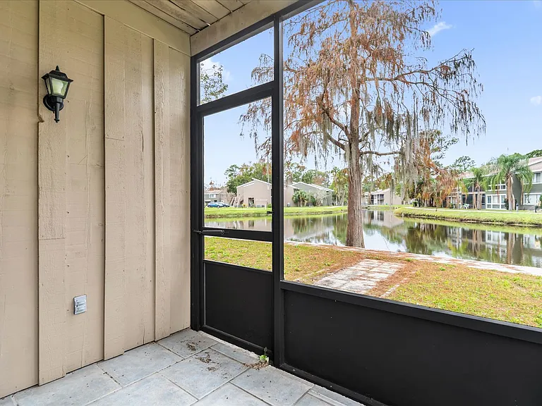 Peregrine Ave — Photo 19