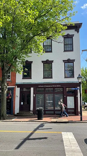 1220 King St #1 Photo 1
