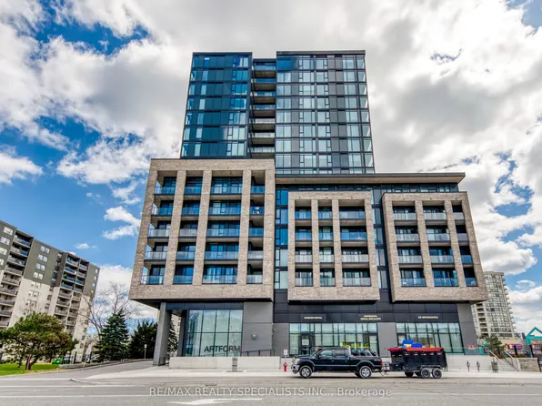 86 Dundas St E #1711, Mississauga, ON L5A 1W4