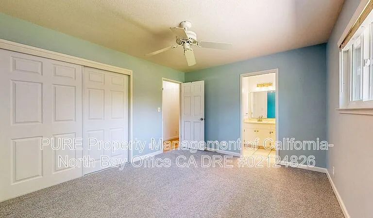 5617 Dupont Dr — Photo 25