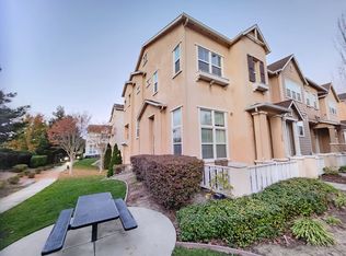 850 Summer Ln, Richmond, CA 94806