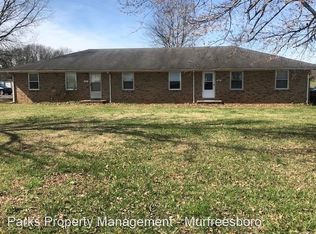 2817 Blackman Rd, Murfreesboro, TN 37129