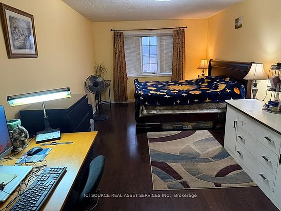 5th image of 26 Pefferlaw Cir