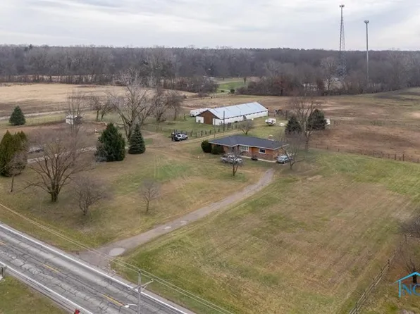 5625 Waterville Swanton Rd, Swanton, OH 43558