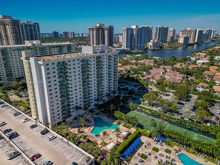 19380 Collins Ave #1224 — Photo 33