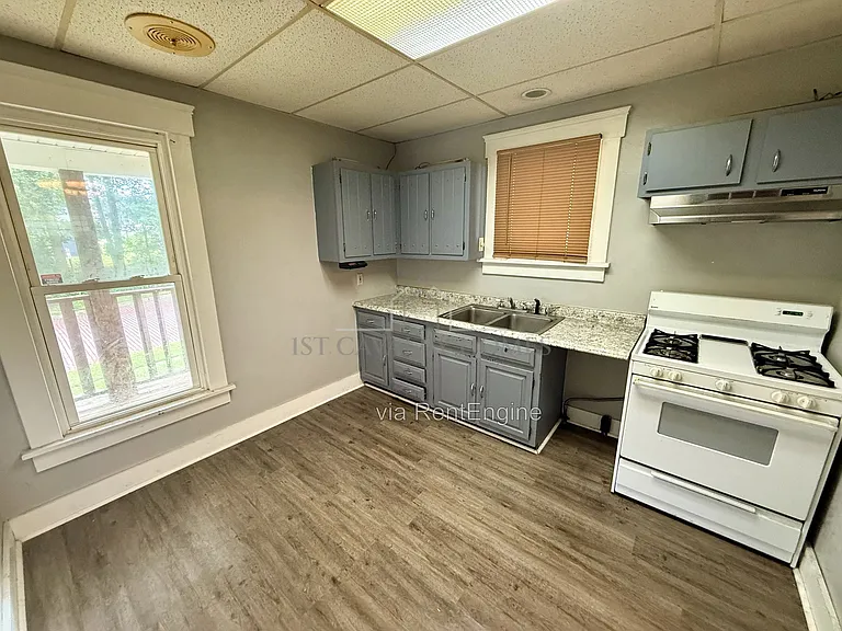 39 N Balch St — Photo 2