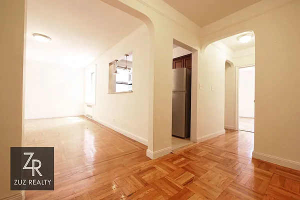 Rented by Zuz Realty | media 4