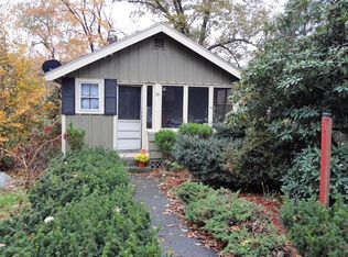 30 Oak Point Rd, Saugus, MA 01906